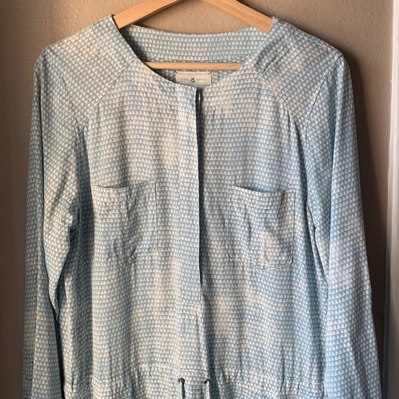 LOU & GREY Triangle Tie Dye Print Tab Sleeve Drawstring Waist Mini Shirt Dress - Picture 2 of 9